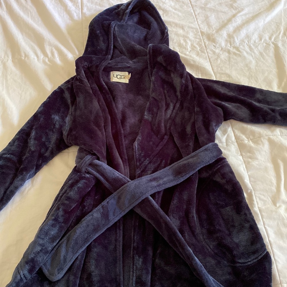 UGG robe!!